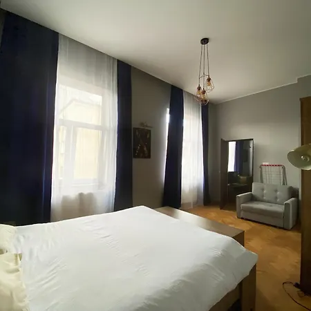 Apartment Afi Mall *